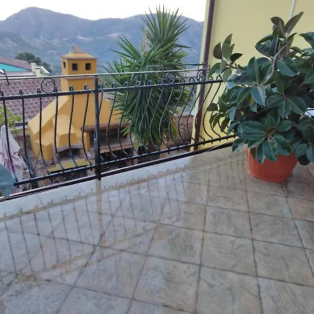 La Collina Villa *